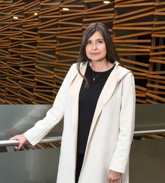 Marcela Morales adepan